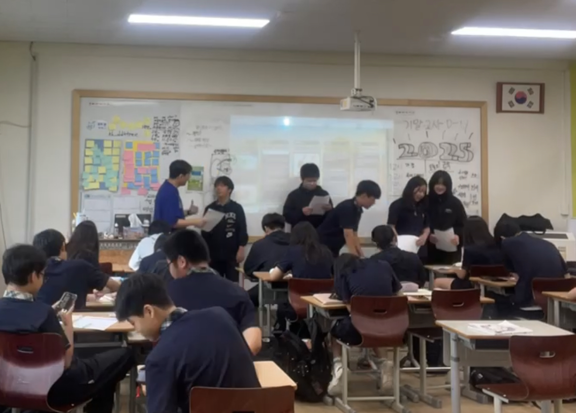 ▲ 피드백 데이, 잘 보면 동료 피드백도 함께 진행되고 있다.