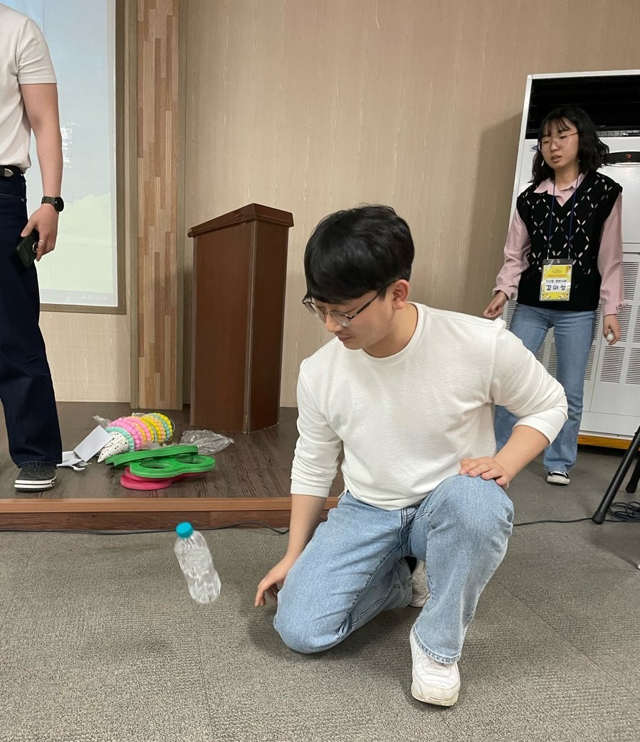 ▲ 1일 차 오후 활동 - 고깔 쓰고 단어 맞추기, 릴레이 7종 미션